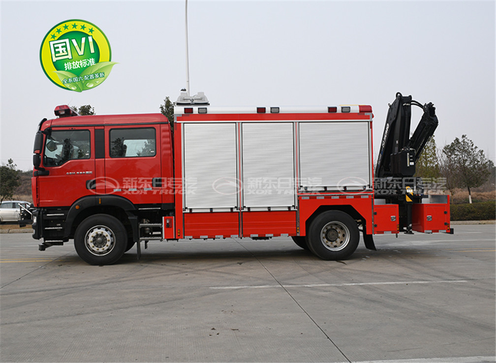 國六重汽汕德卡搶險救援消防車