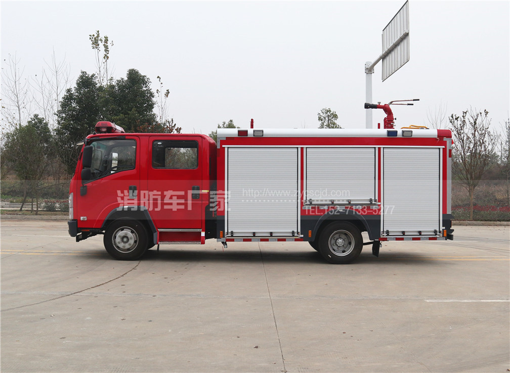 4噸水罐消防車【五十鈴700P】