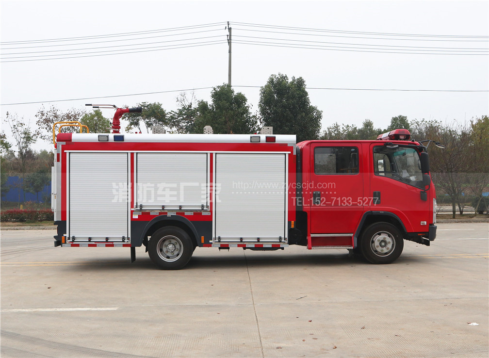 4噸水罐消防車【五十鈴700P】