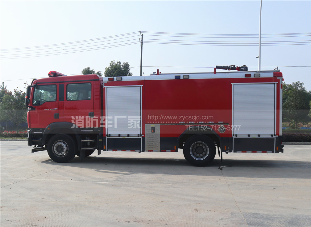8噸水罐消防車【重汽汕德卡】