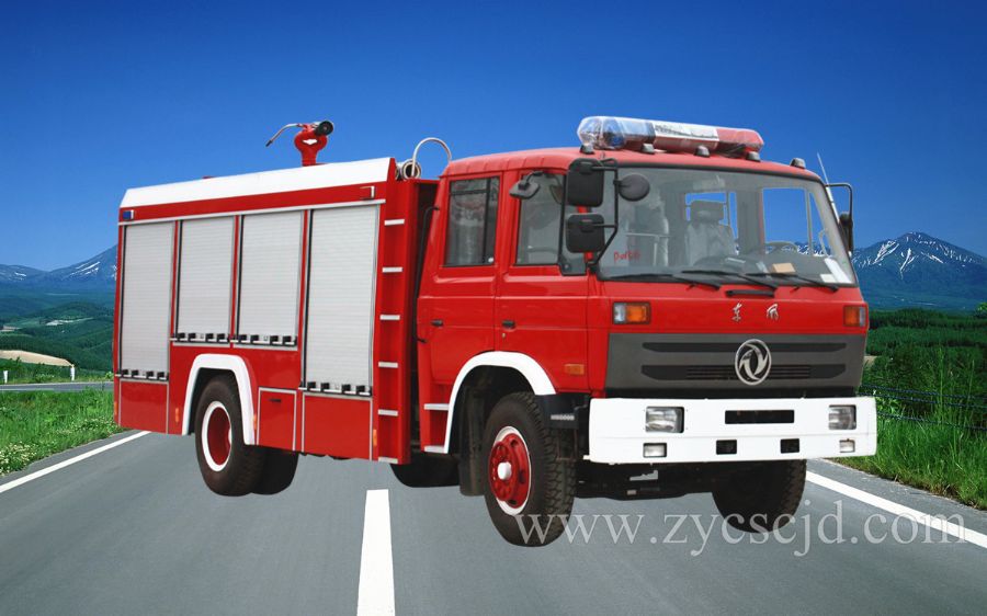 東風153水罐泡沫消防車